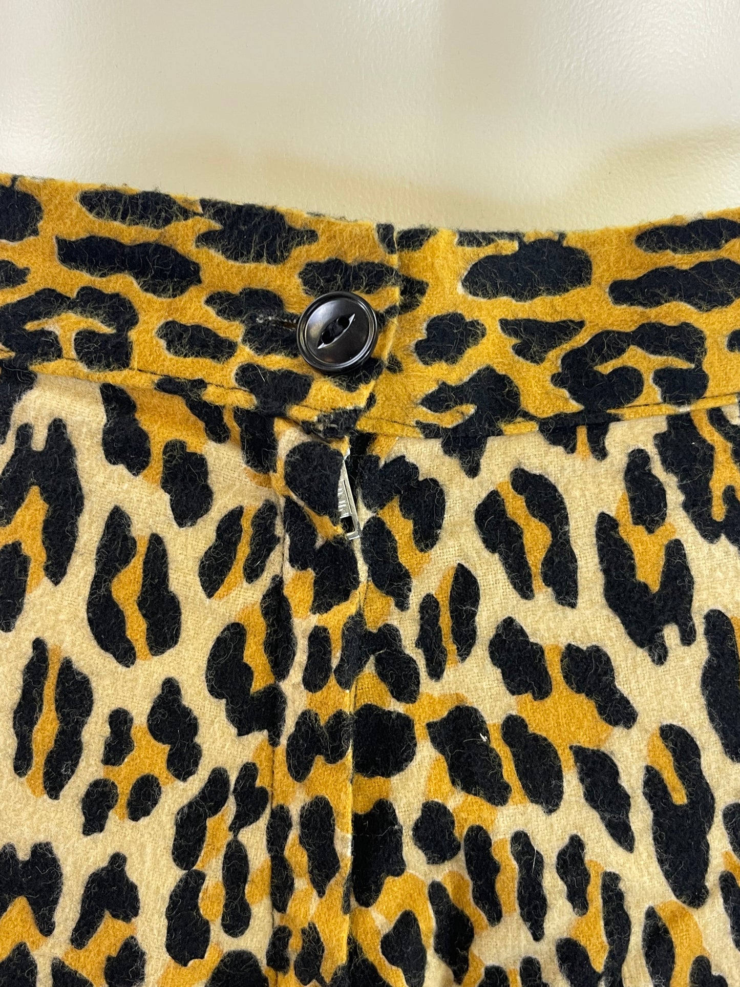 Kermess Leopard Capri Pants