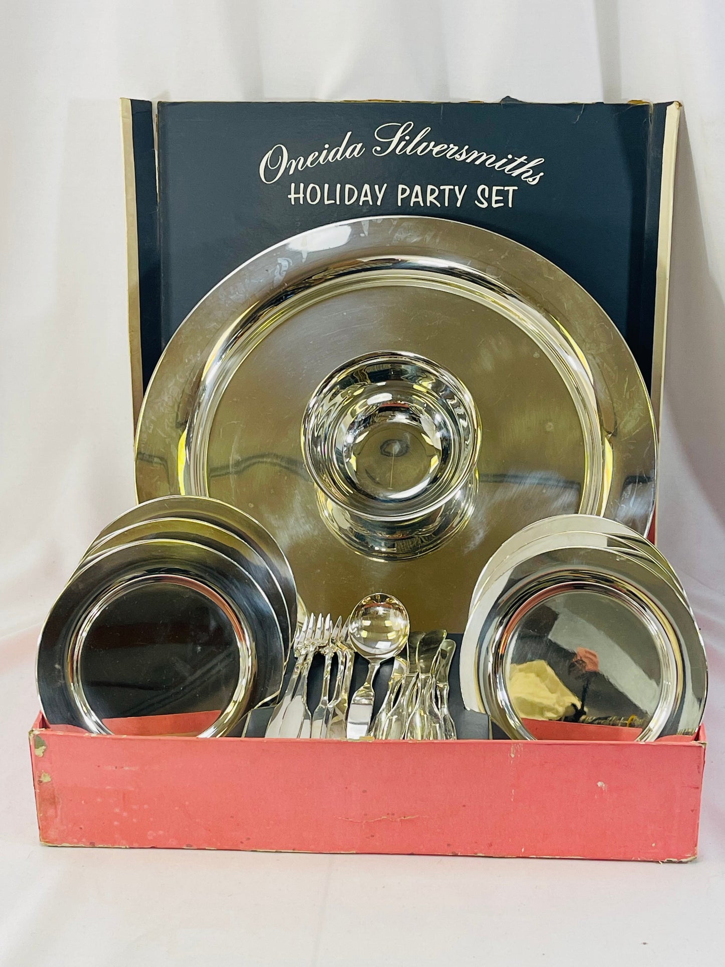 Oneida Holiday Party Set in Original Box
