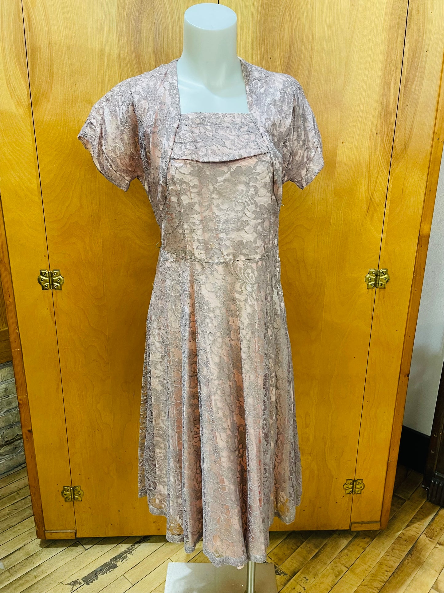 50s Mauve Lace Dress
