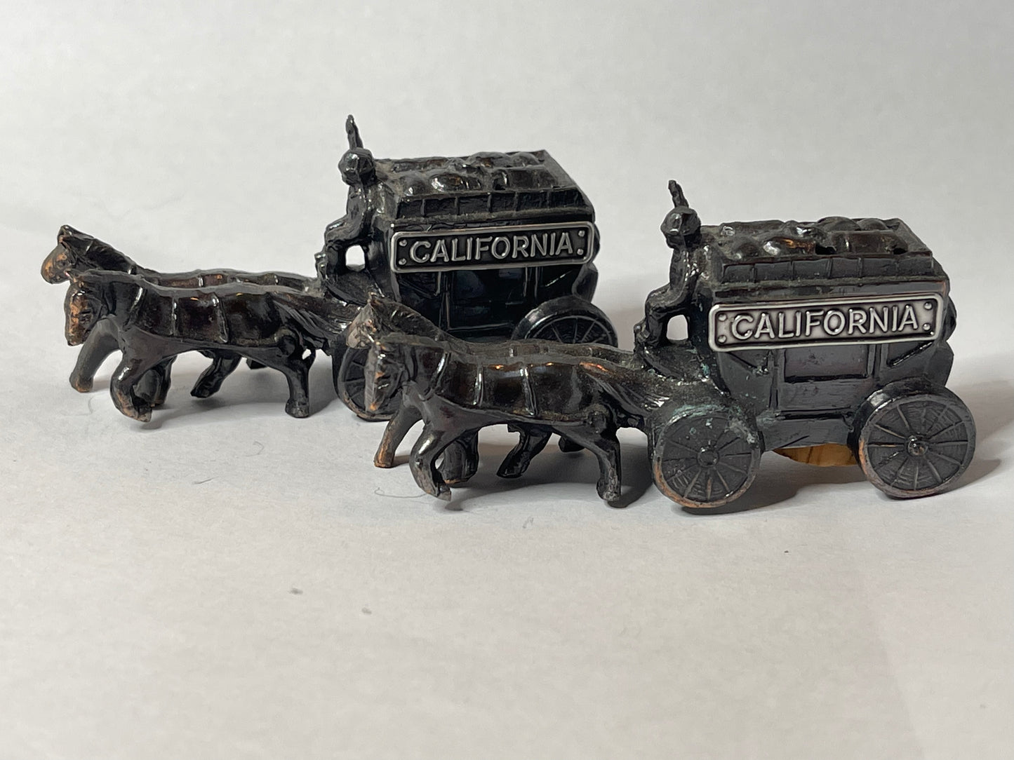 Stage coach and horse salt and pepper shaker
