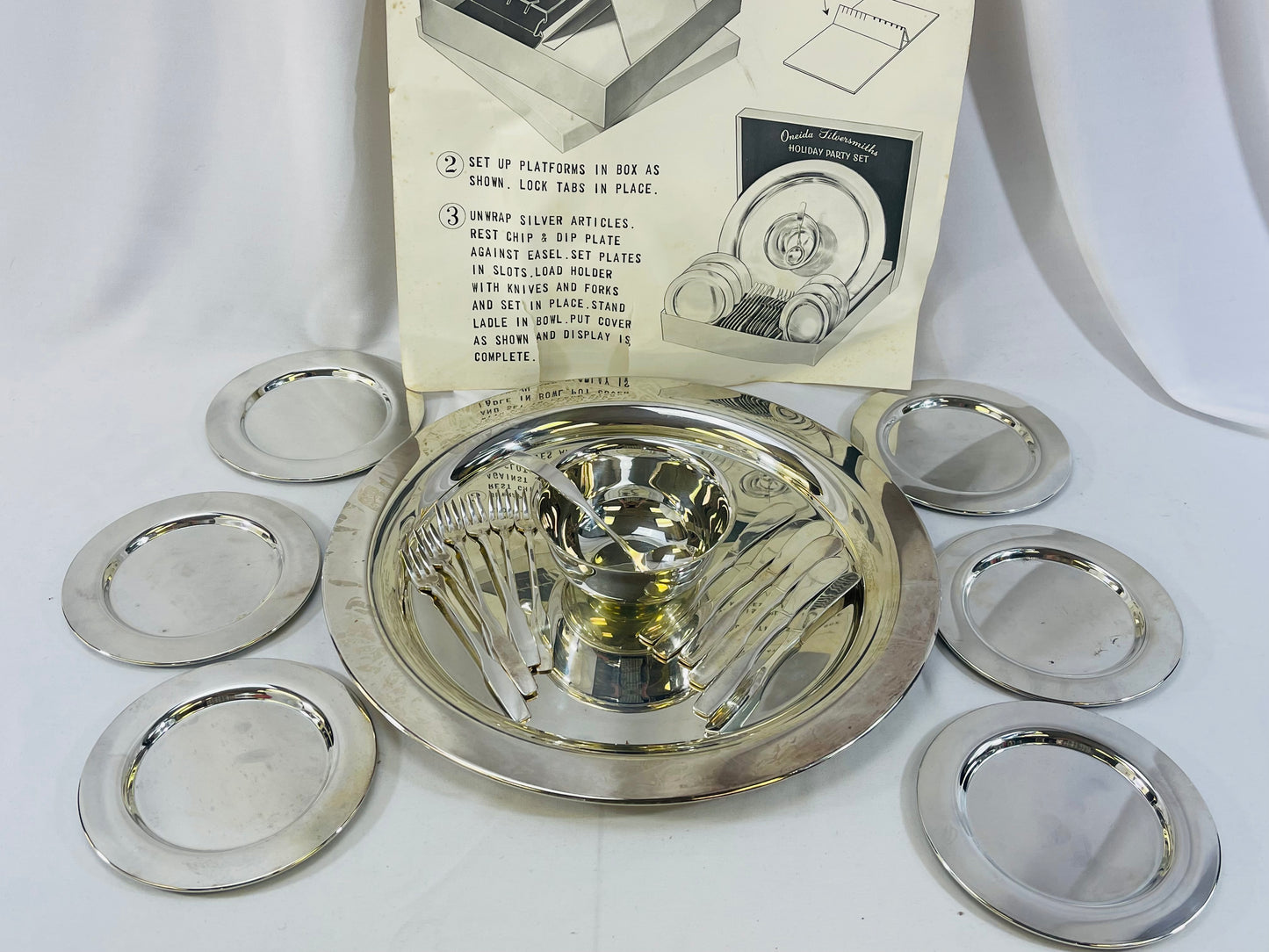 Oneida Holiday Party Set in Original Box