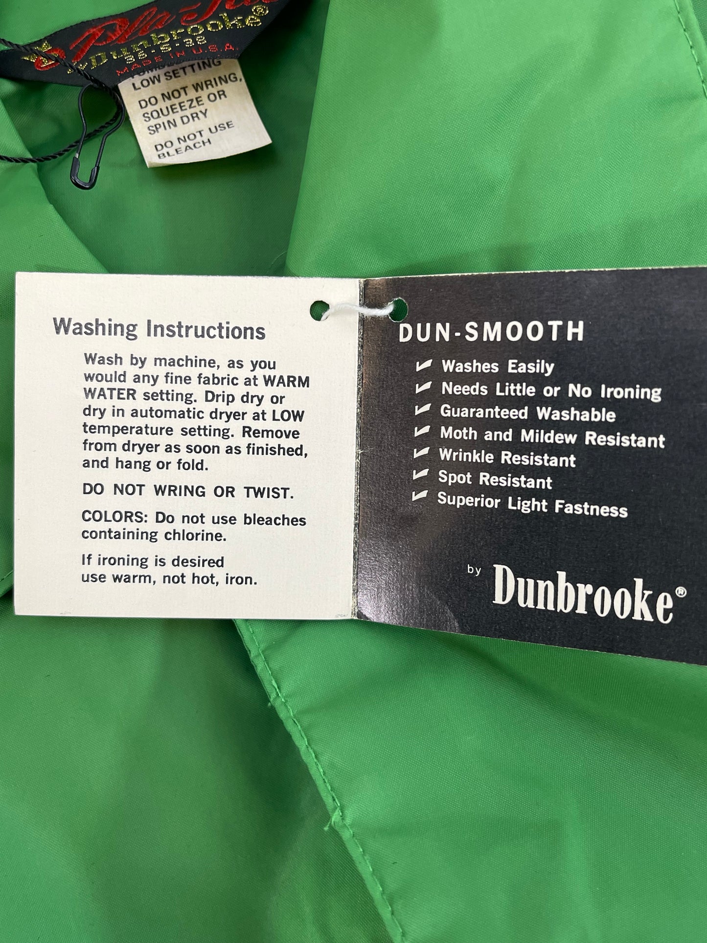 Vintage NOS Green Dunbrooke Windbreaker