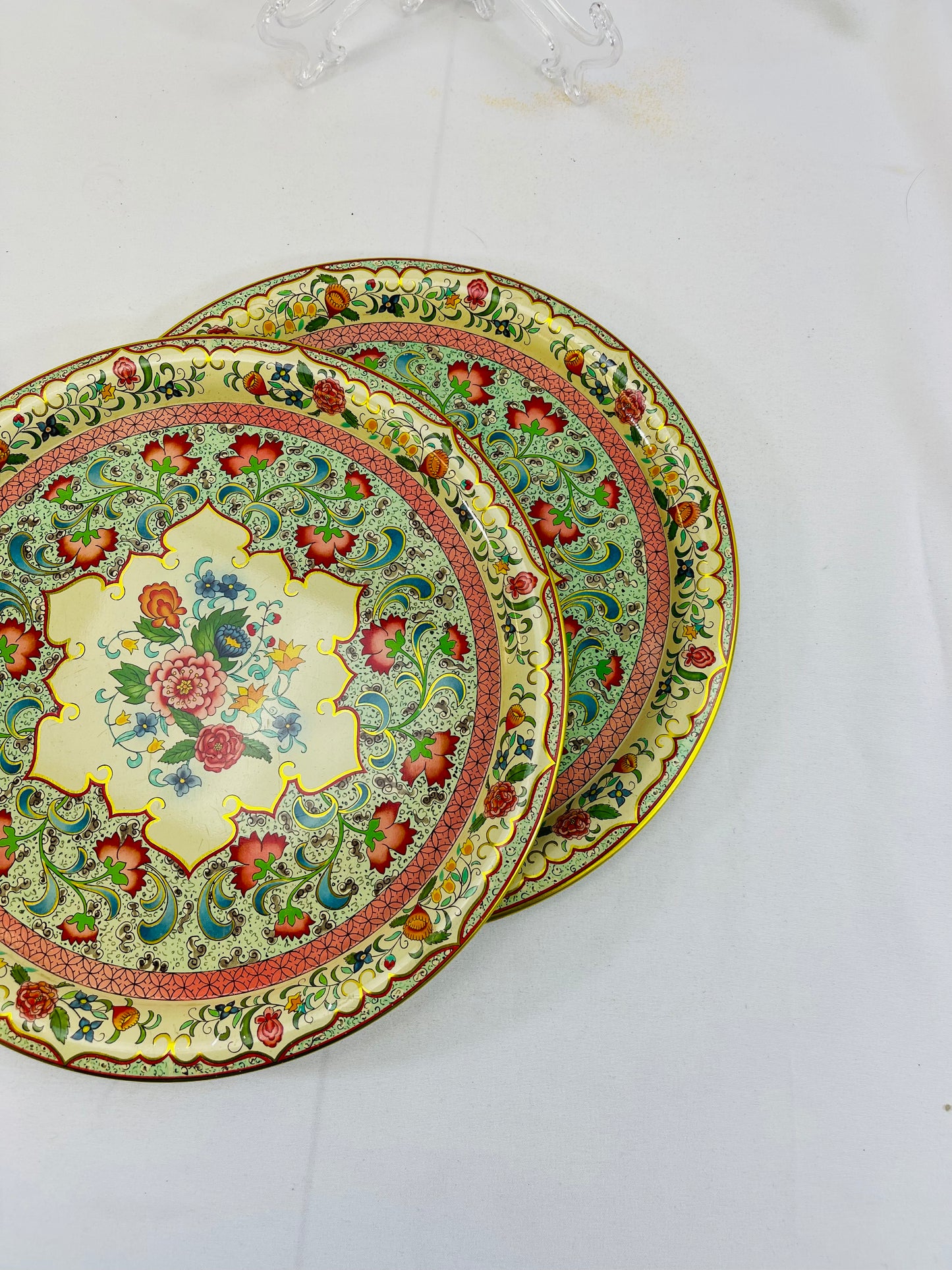 Dagger Decorated Ware Tin Trays