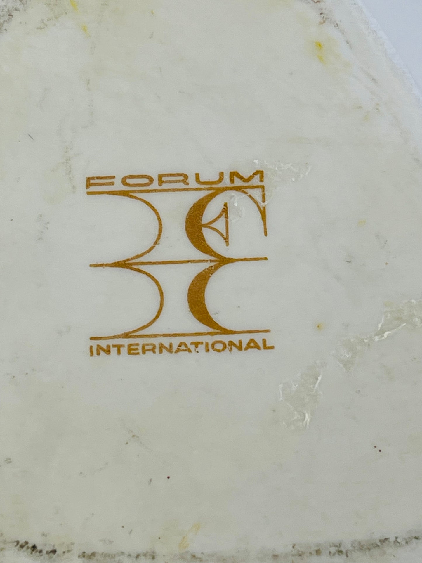 Forum International Triangle Bowl