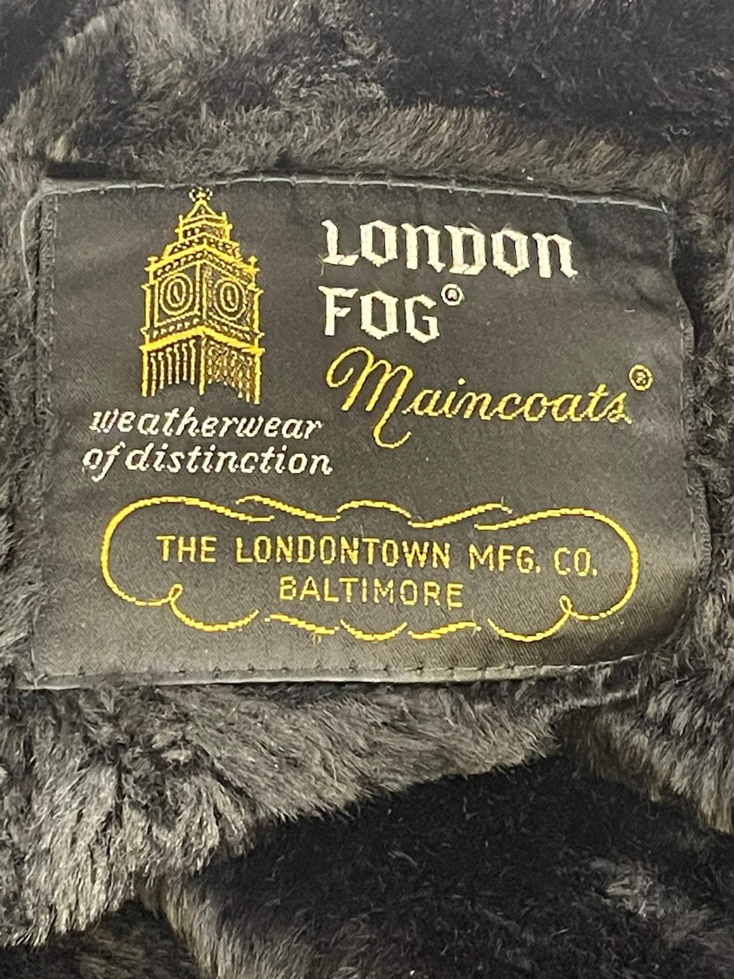 London Fog Overcoat 42 Short