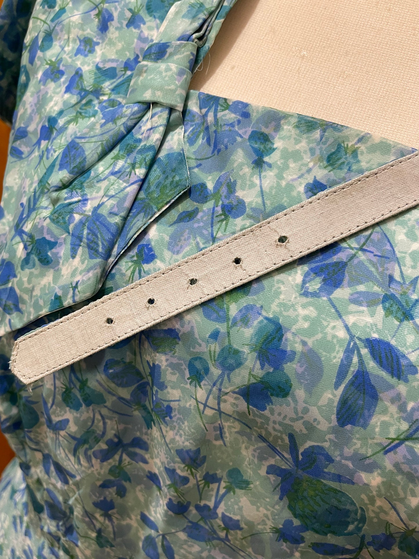 Leslie Grey 50s Blue Floral Party Dress