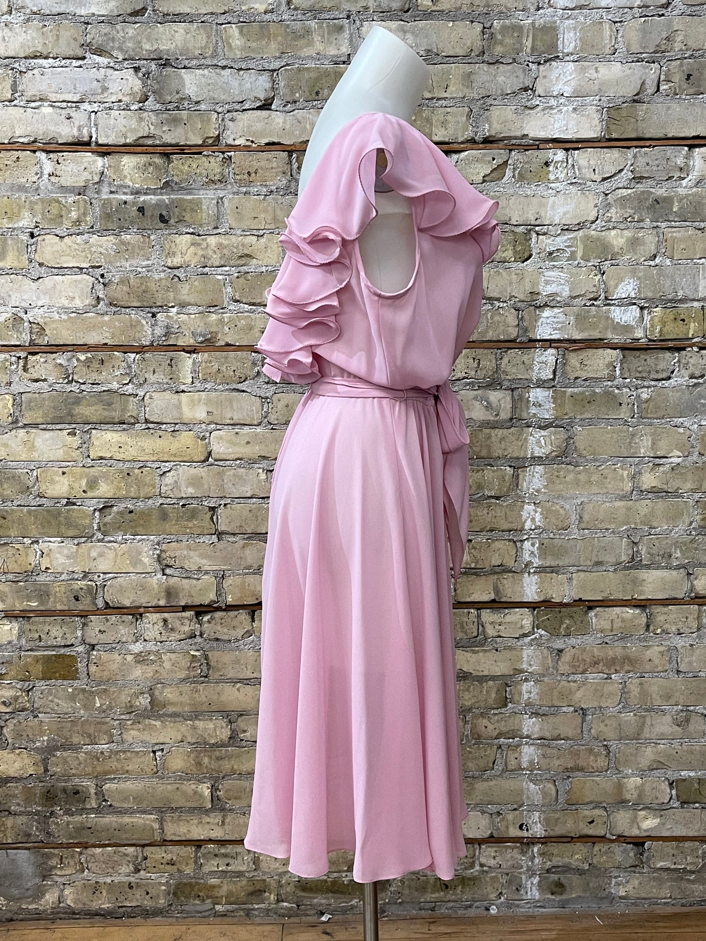 70s Pink Low Back Dress - Volup Friendly