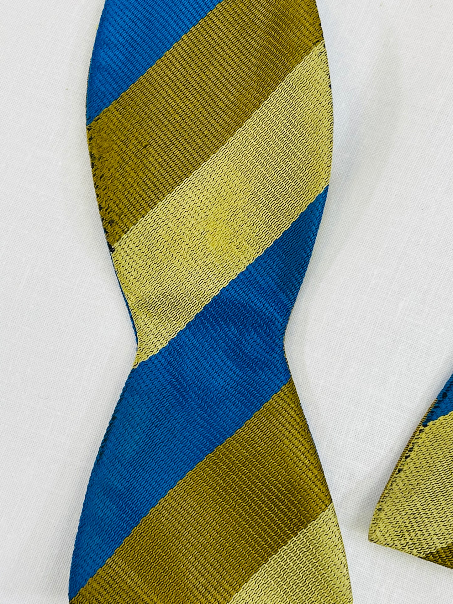 Vintage Blue & Gold Bow Tie