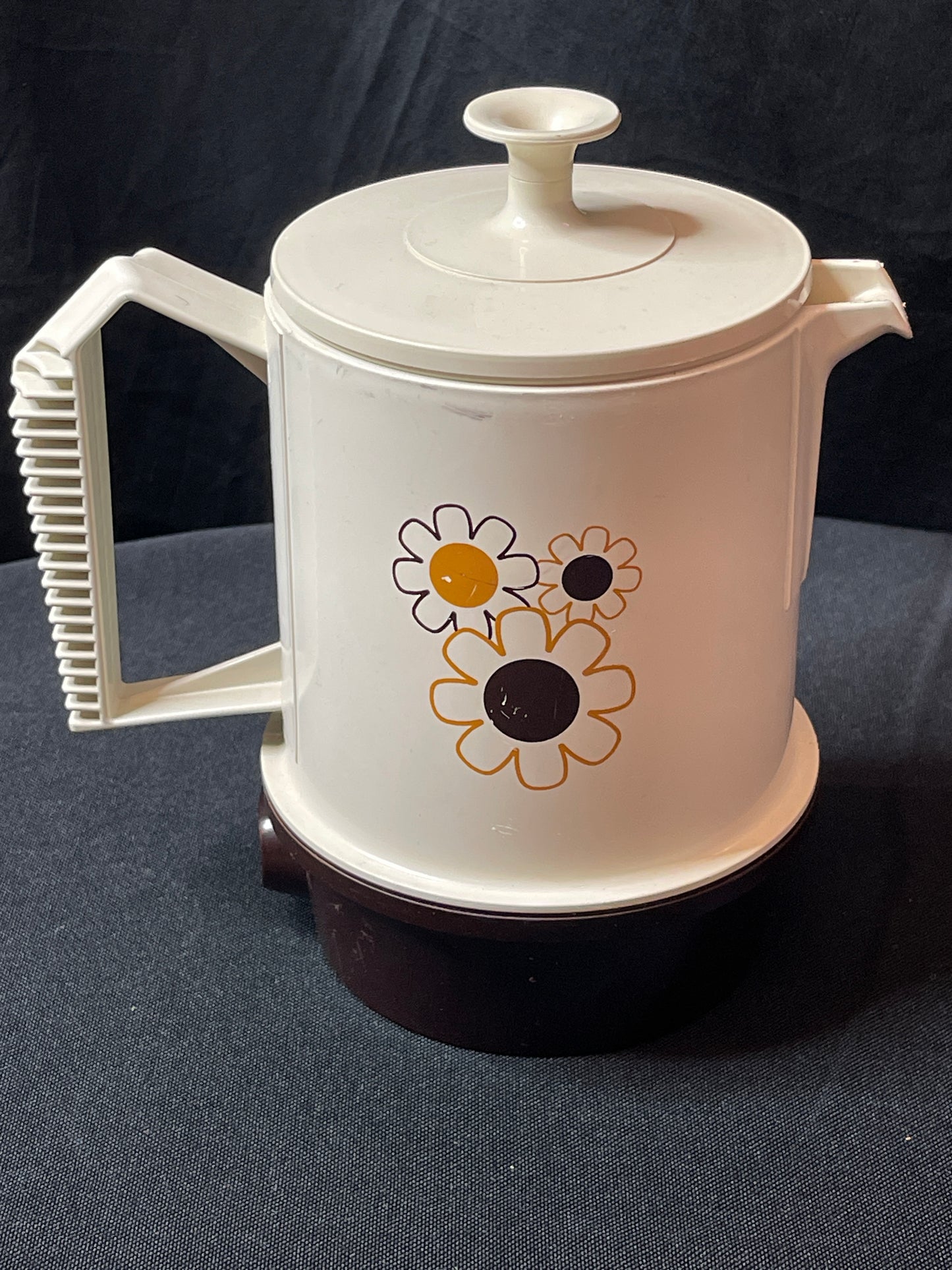 Regal Poly Perk Coffee Maker