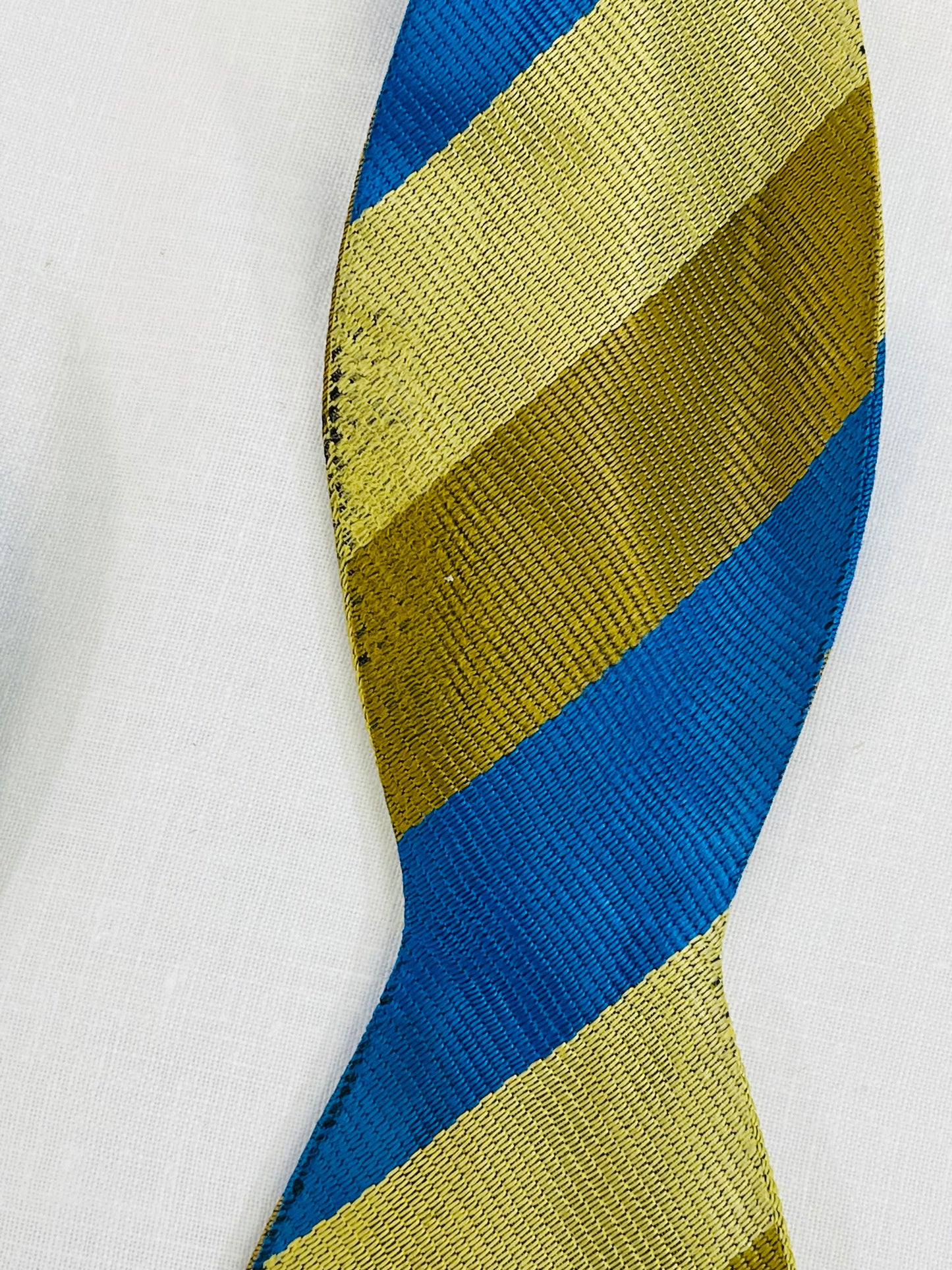 Vintage Blue & Gold Bow Tie