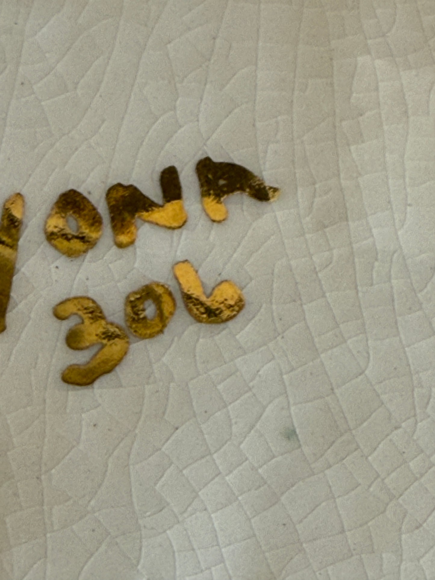 Yona ashtray