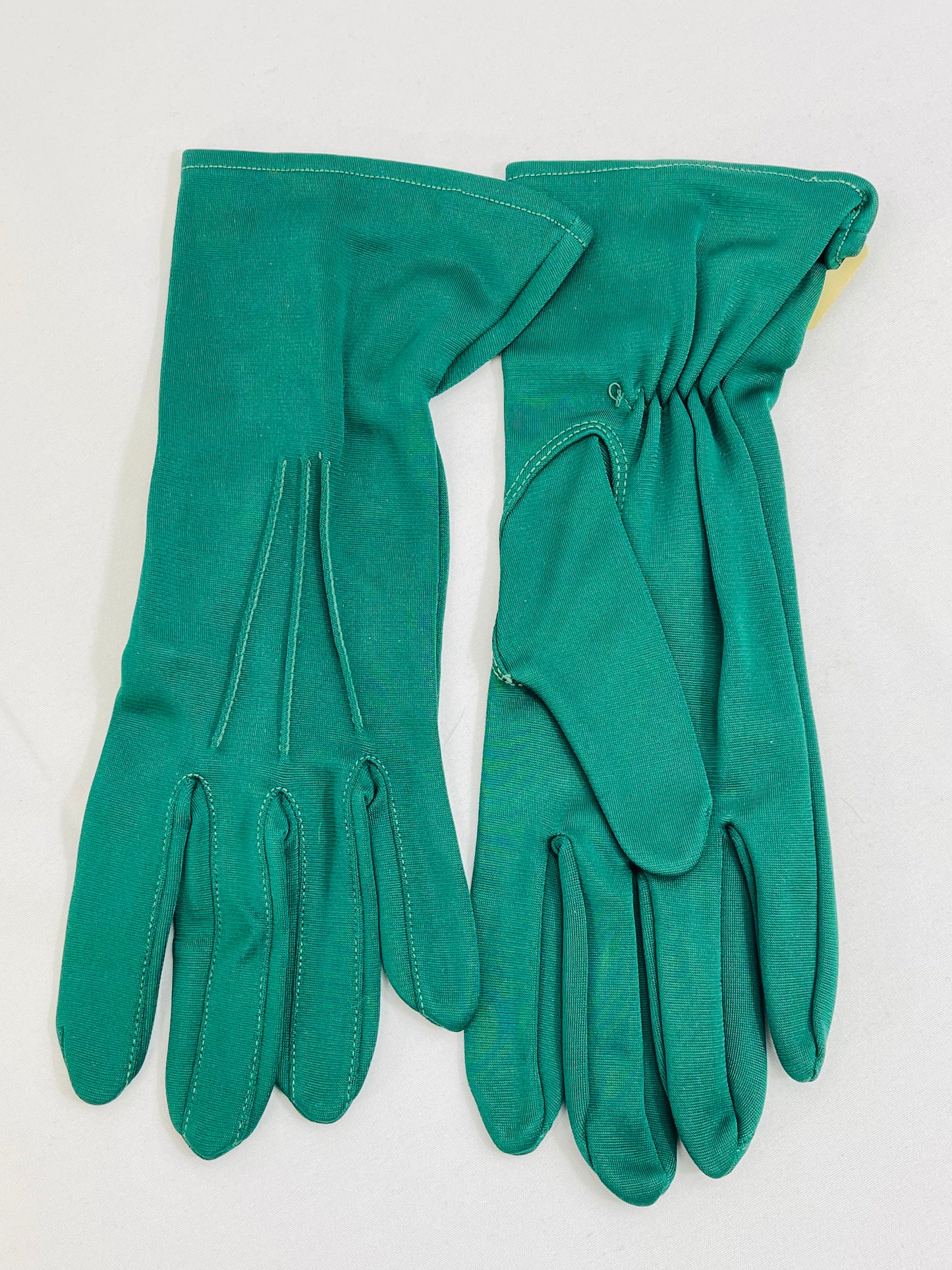NOS Green Gloves