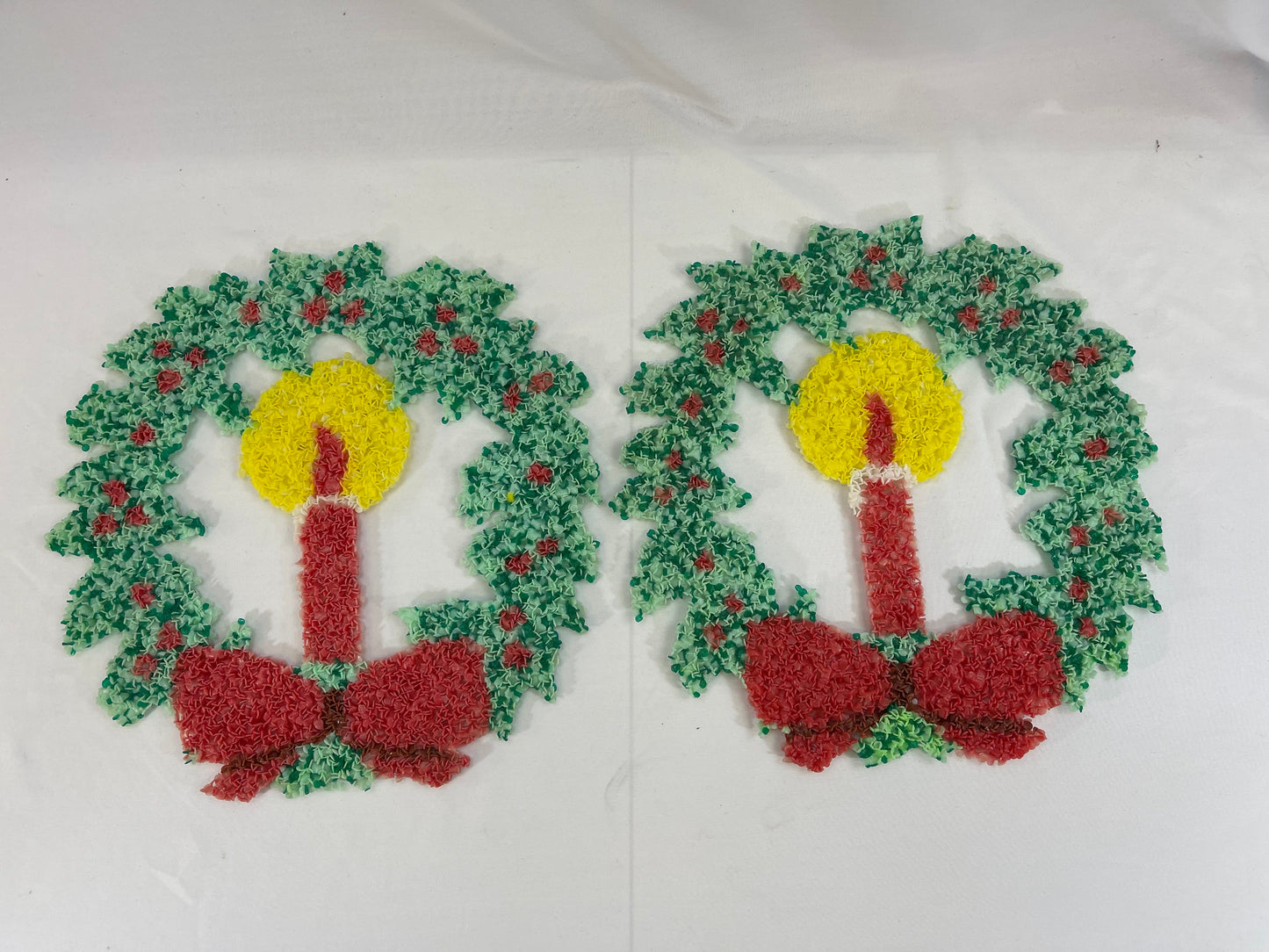 Melted Popcorn Plastic Wreaths