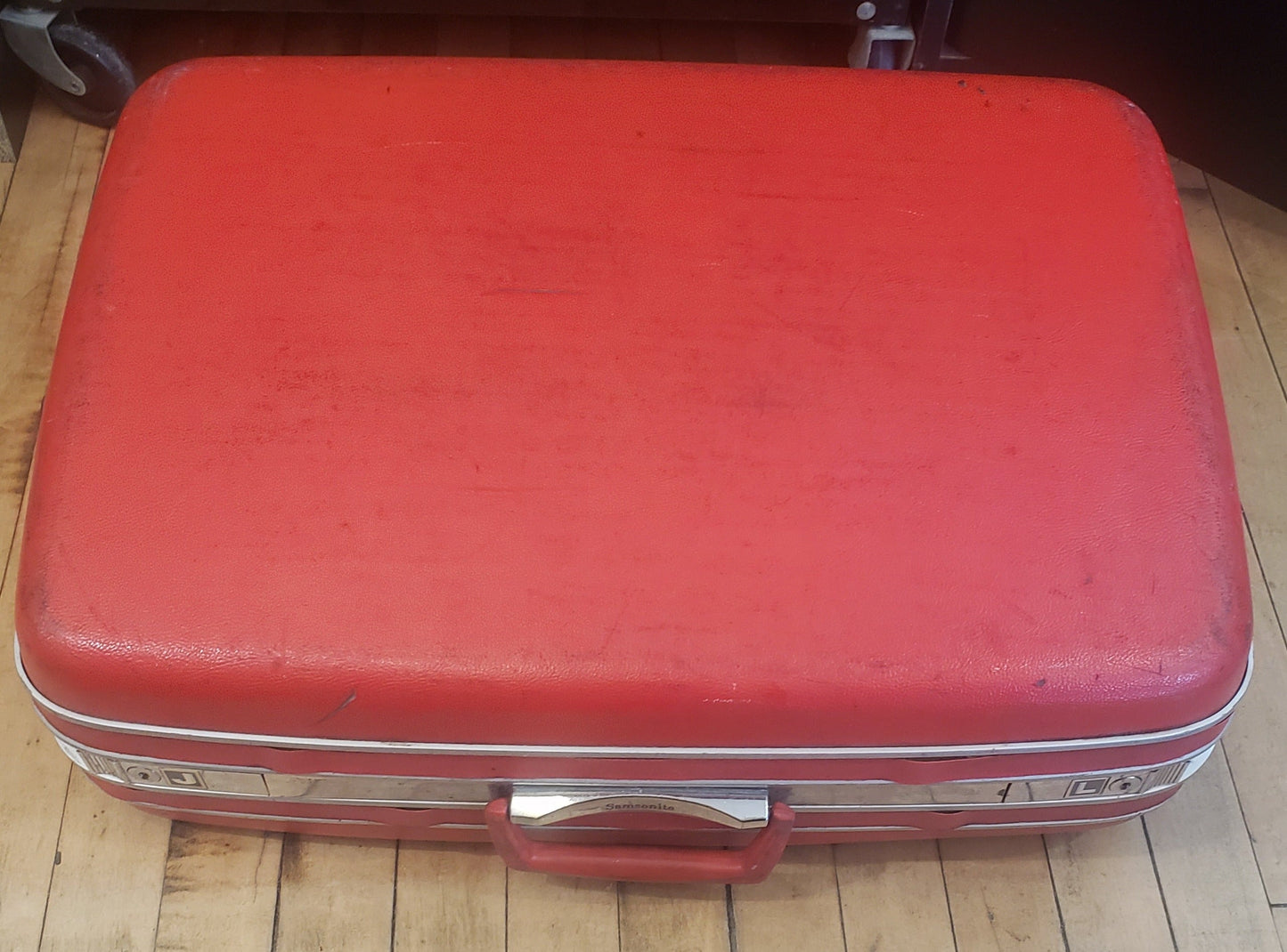Red Samsonite Hard Suitcase Set
