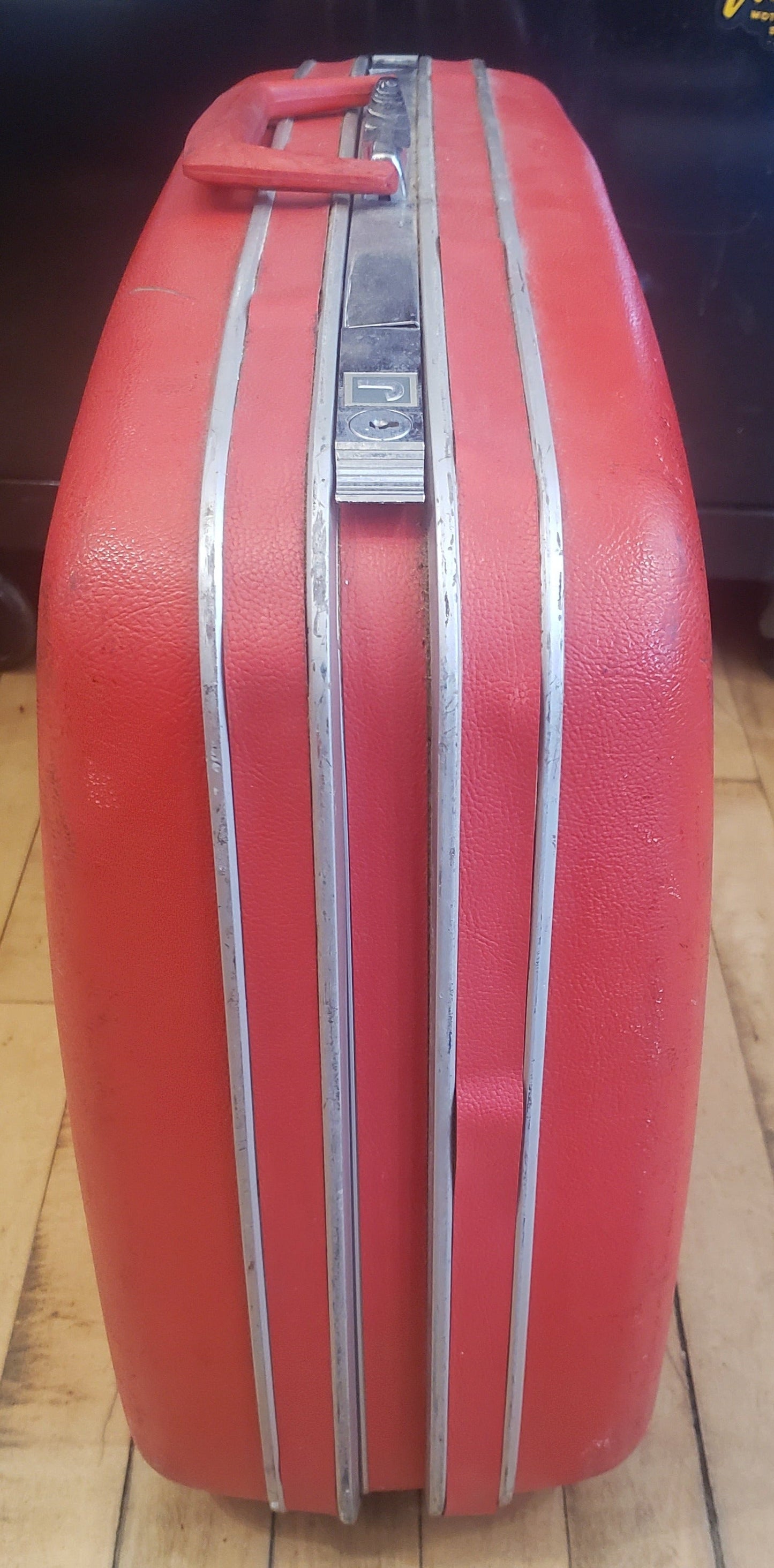 Red Samsonite Hard Suitcase Set