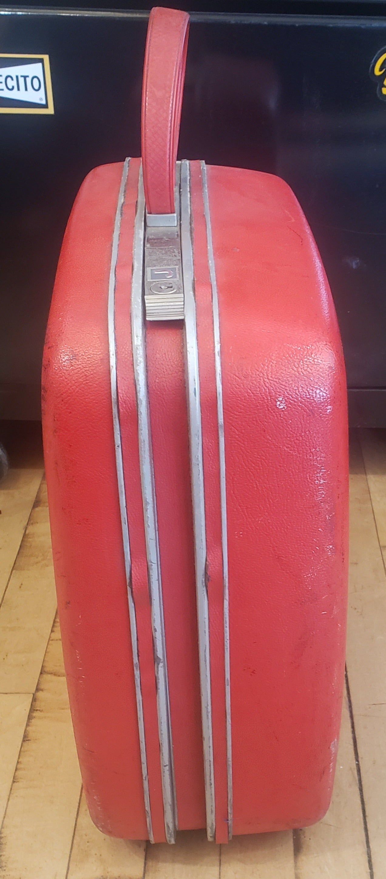 Red Samsonite Hard Suitcase Set