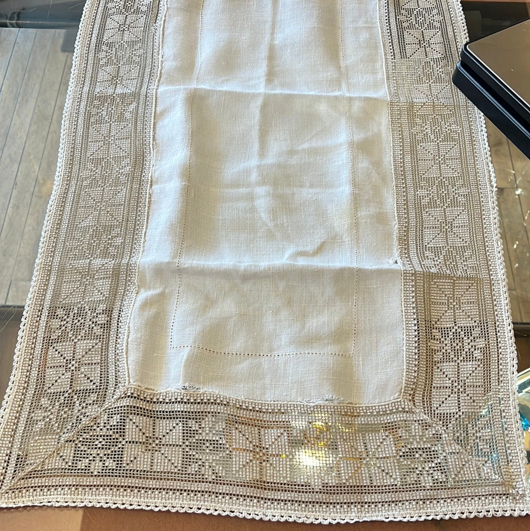 Ecru table runner