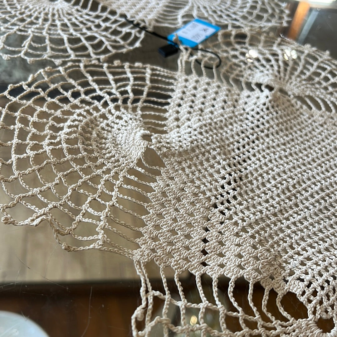 Set of 2 Ivory crocheted doilies