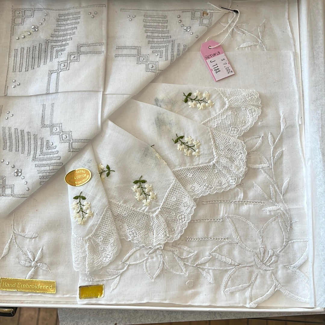 Hand embroidered hanky set