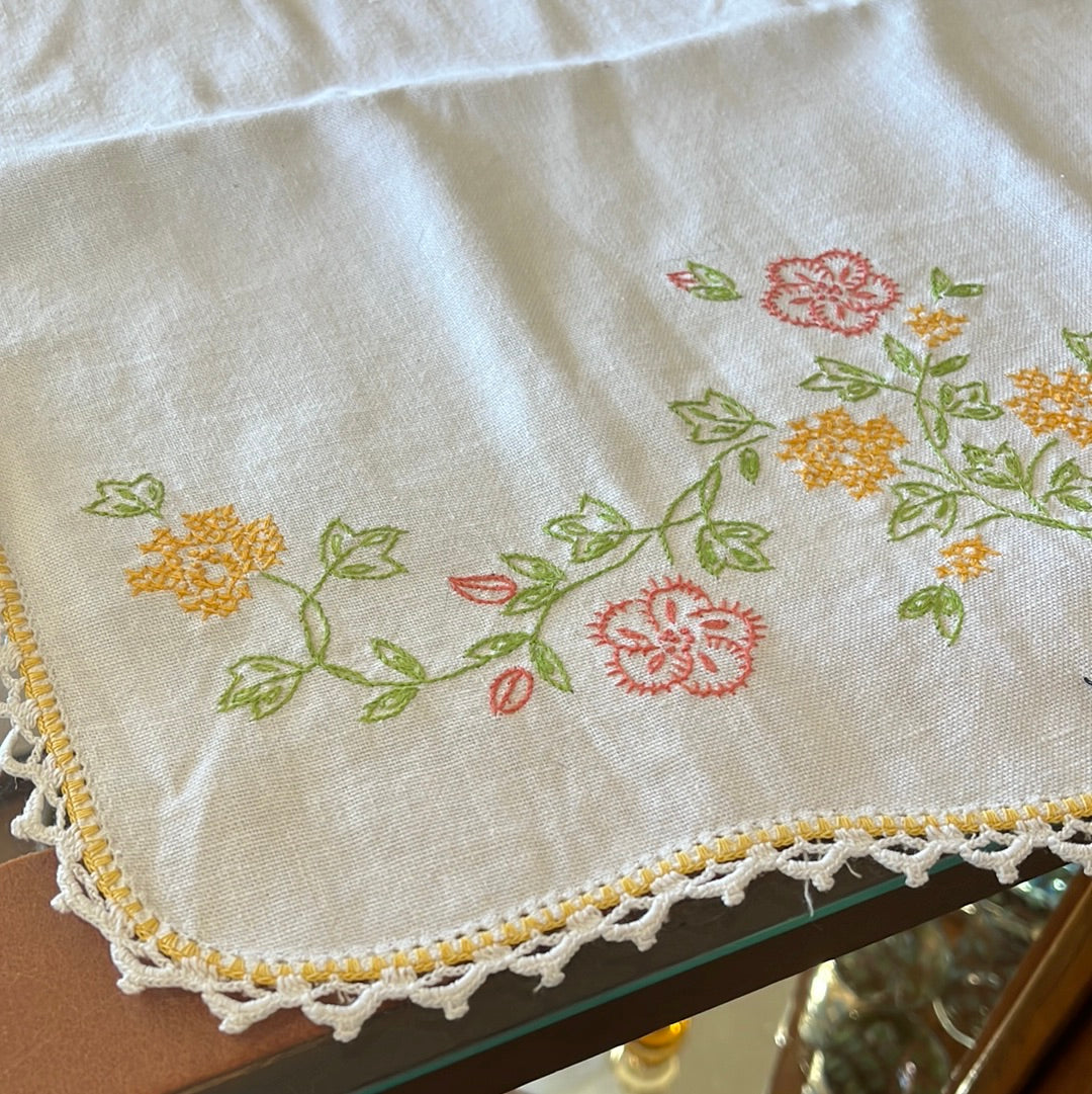 White embroidered table runner