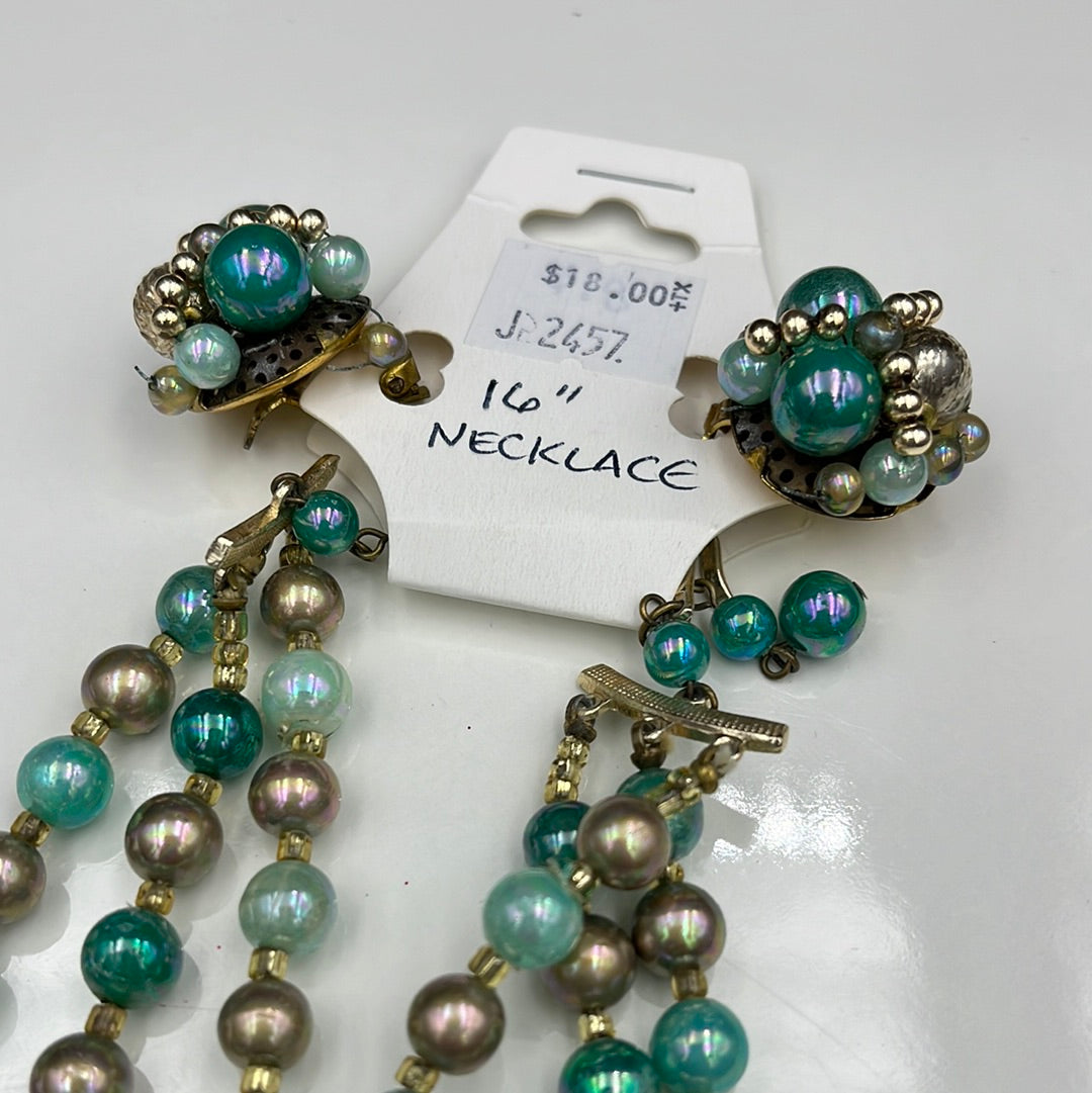 Gold and Green necklace and clip earring set
