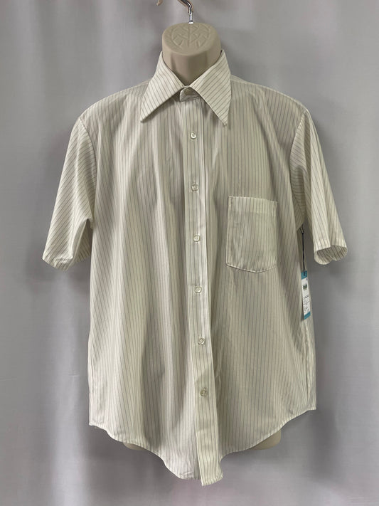 Men’s White Van Heusen Button Up Shirt