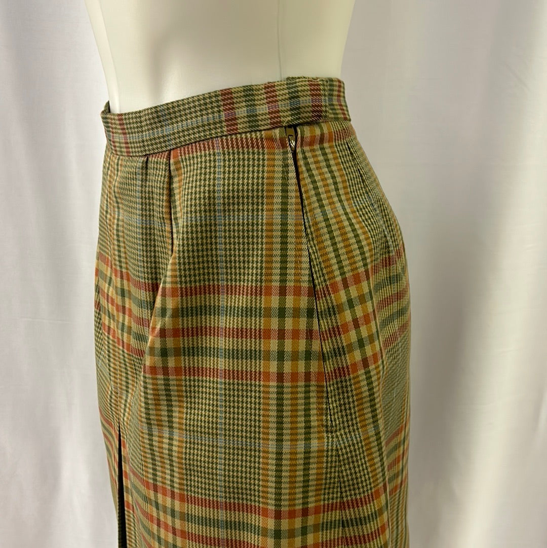 Women’s Plaid Skort