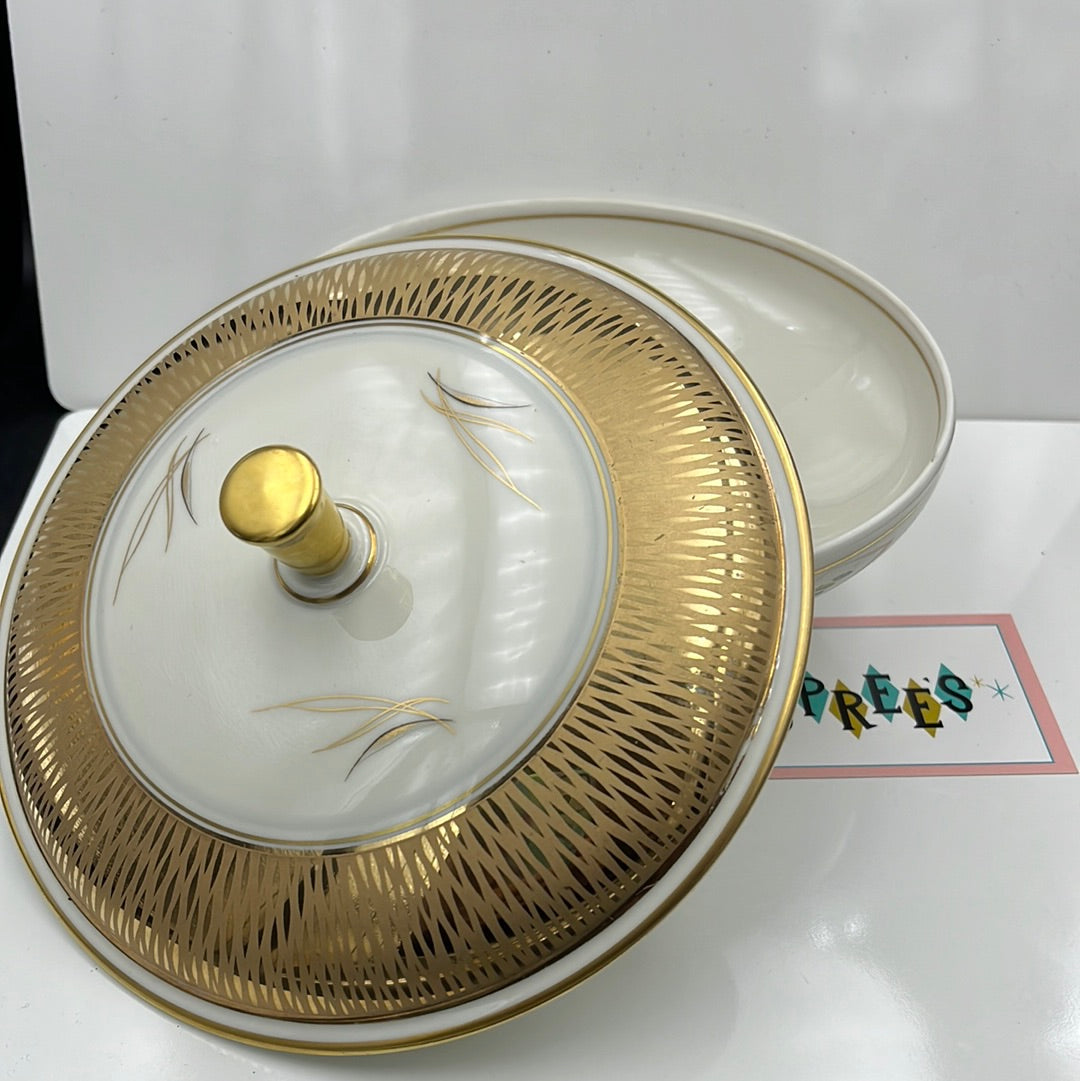 1930’s Thomas German Covered Dish