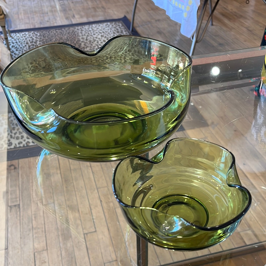 Anchor Hocking Avocado Serving Bowls