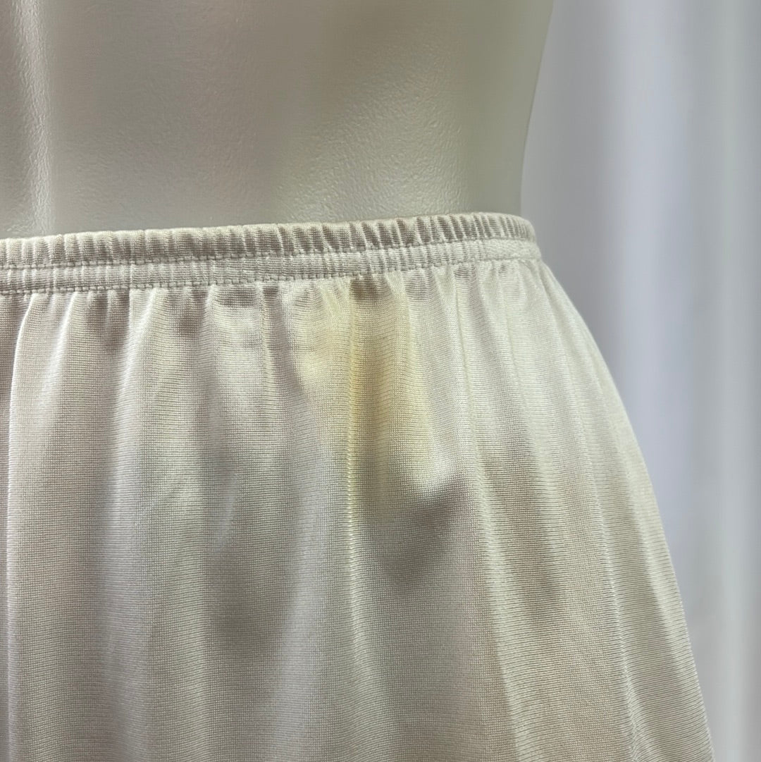 Plain Ivory Half Slip