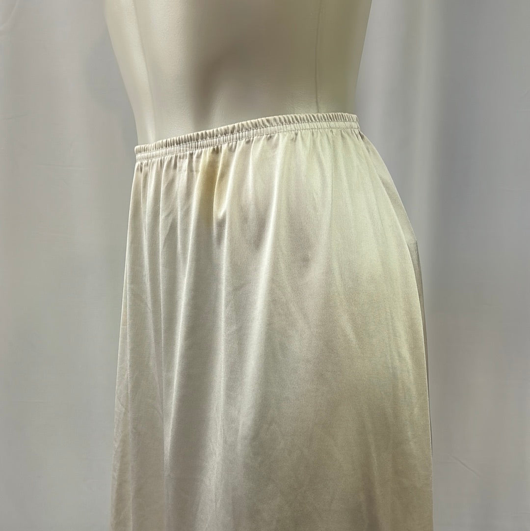 Plain Ivory Half Slip
