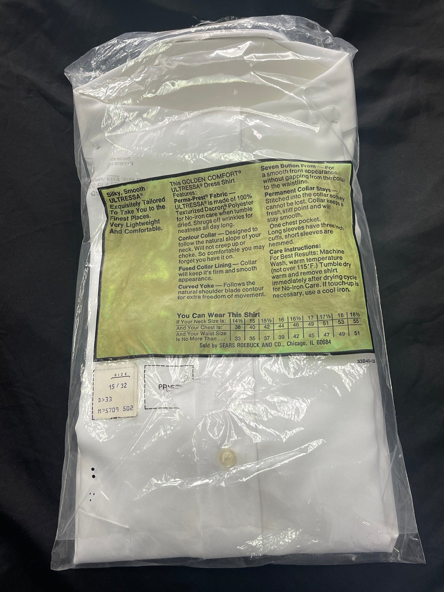 Men’s NOS White Collared Dress Shirt