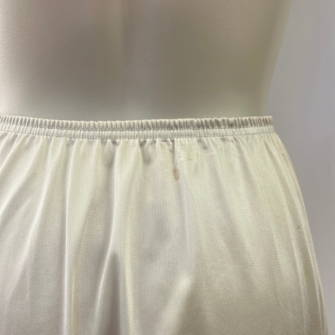 Plain Ivory Half Slip