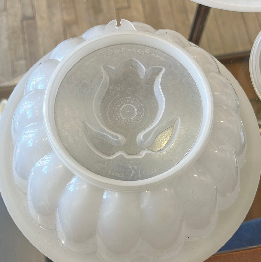 White Plastic Tupperware Jell-O Mould