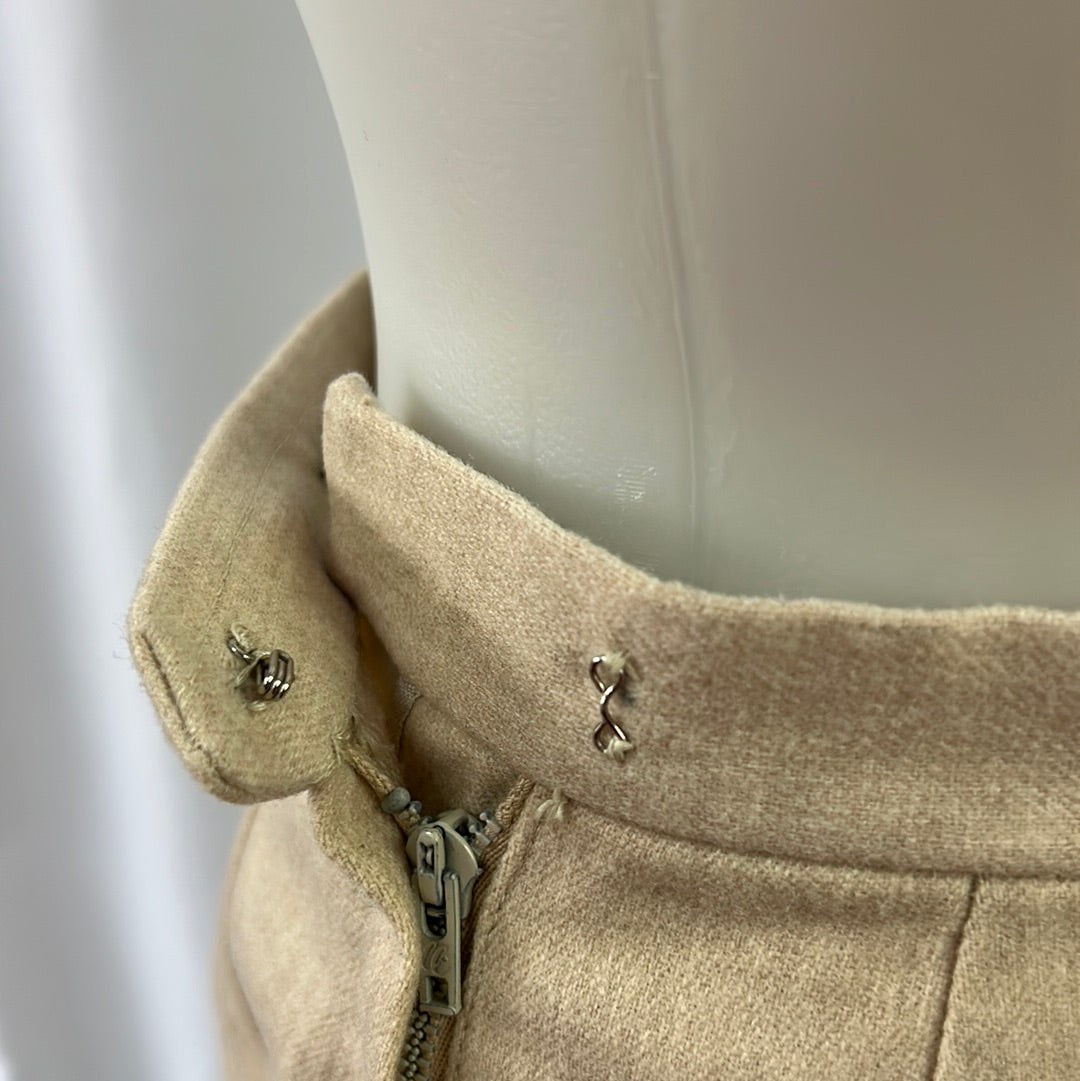 Women’s Ivory Wool Skirt
