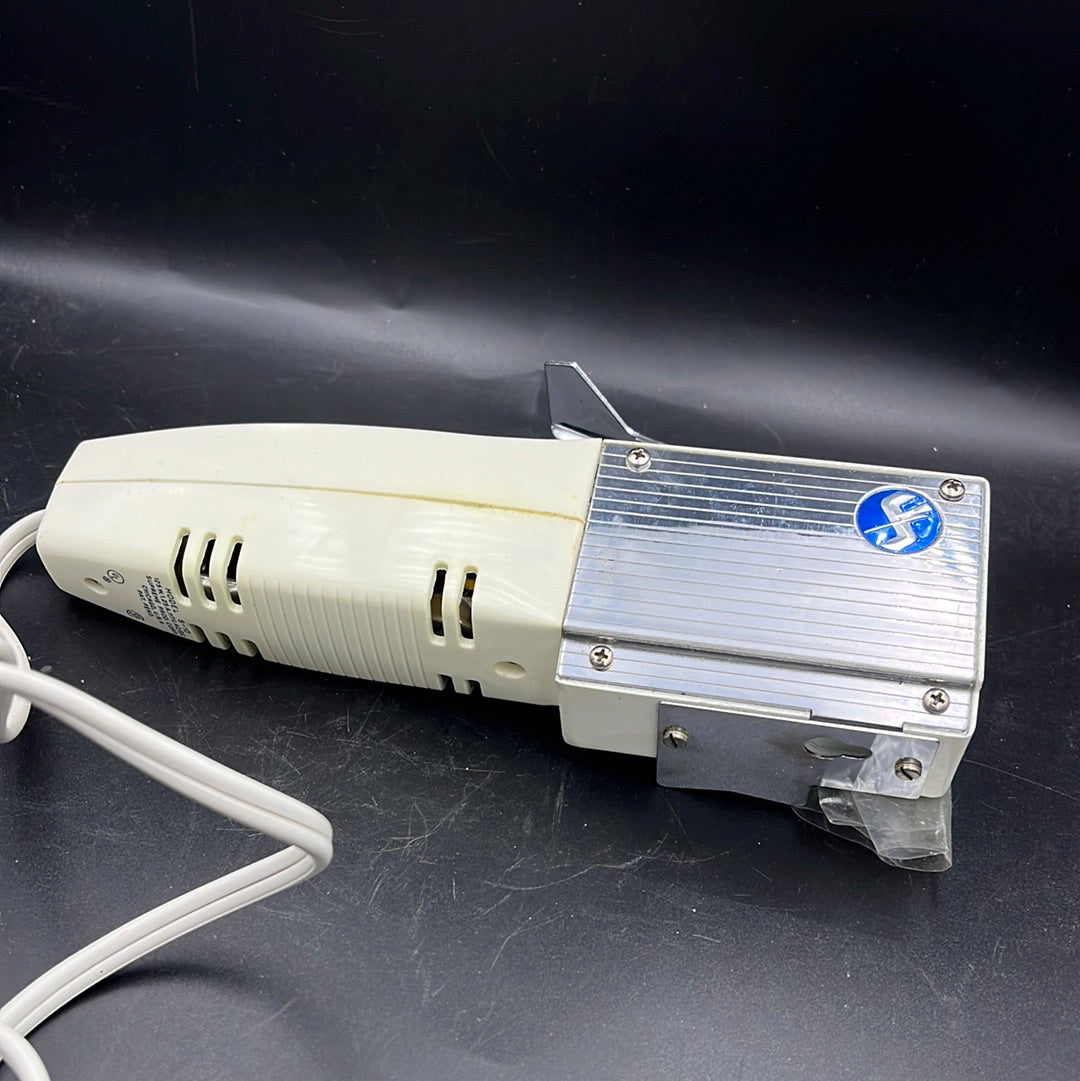 Supreme Electric Can opener