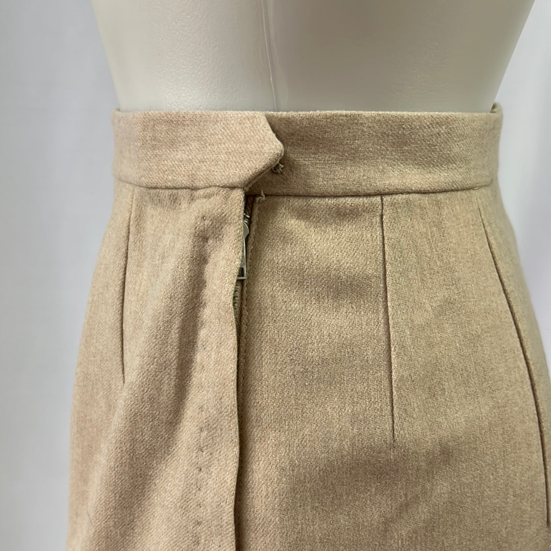 Women’s Ivory Wool Skirt