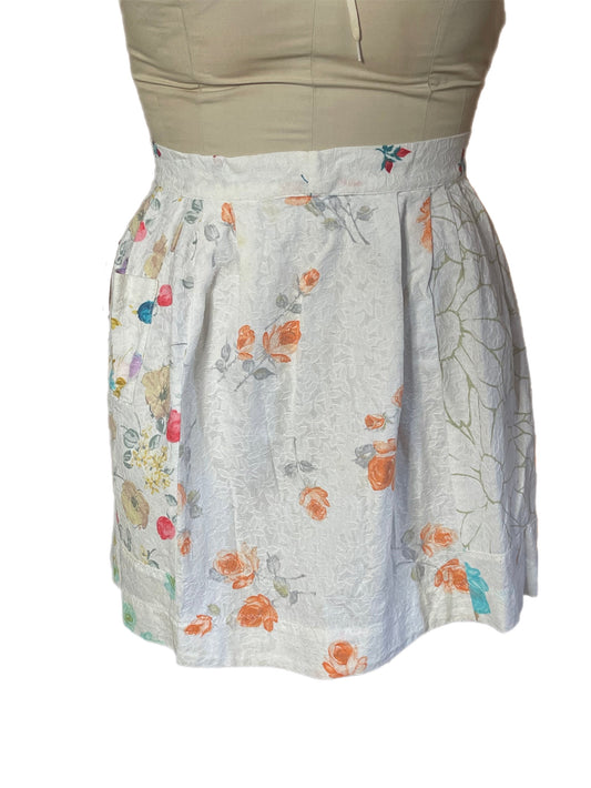 White Floral Kitchen Apron