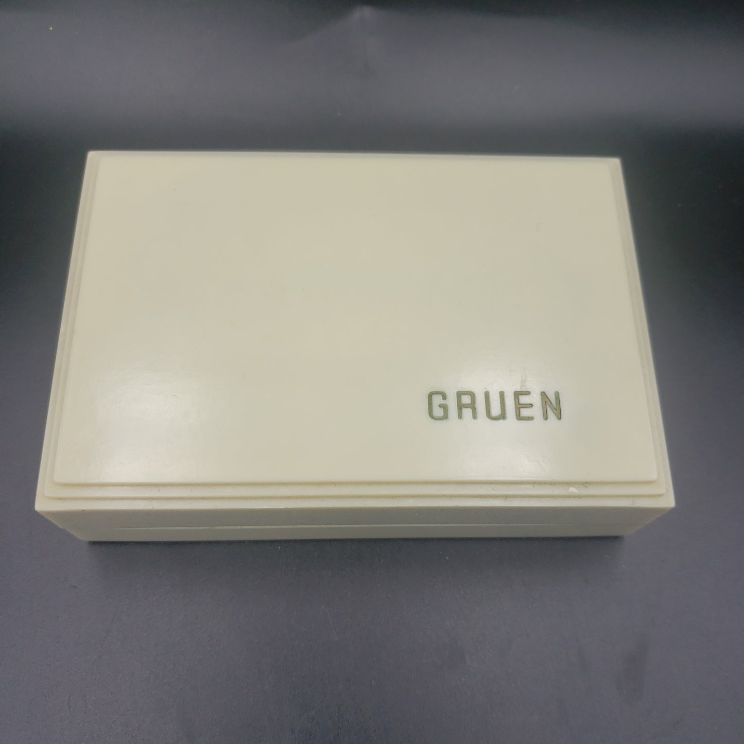 Gruen women's watch w/extra band