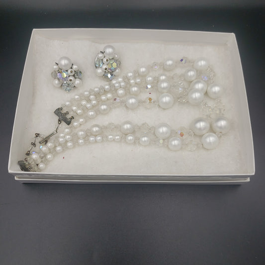 Clip on earrings and necklace costume jewelry set