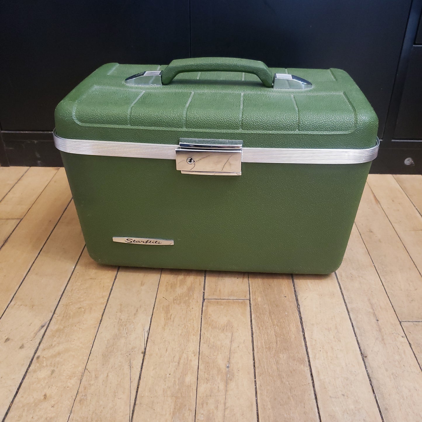 Green Starflite Train Case