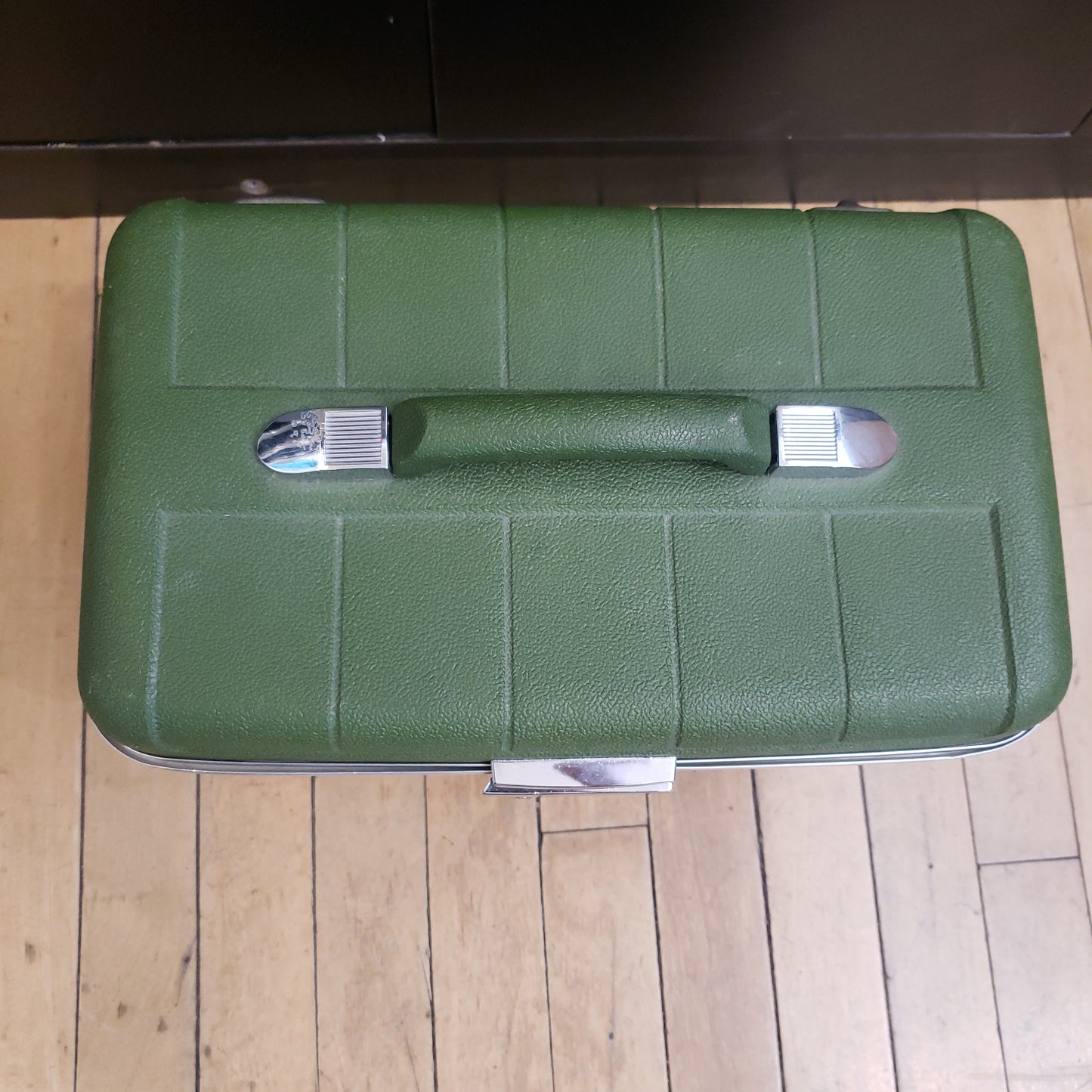 Green Starflite Train Case