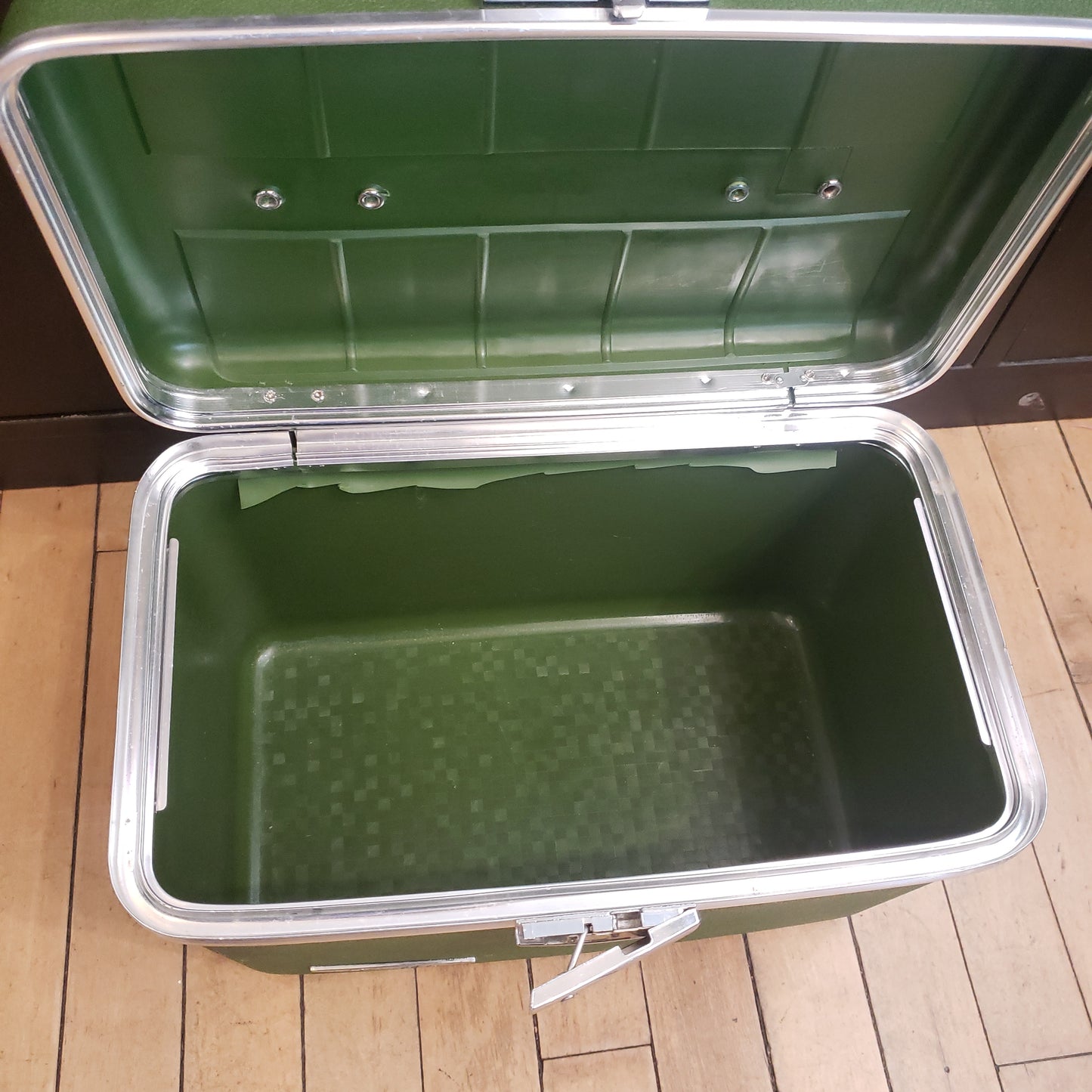 Green Starflite Train Case