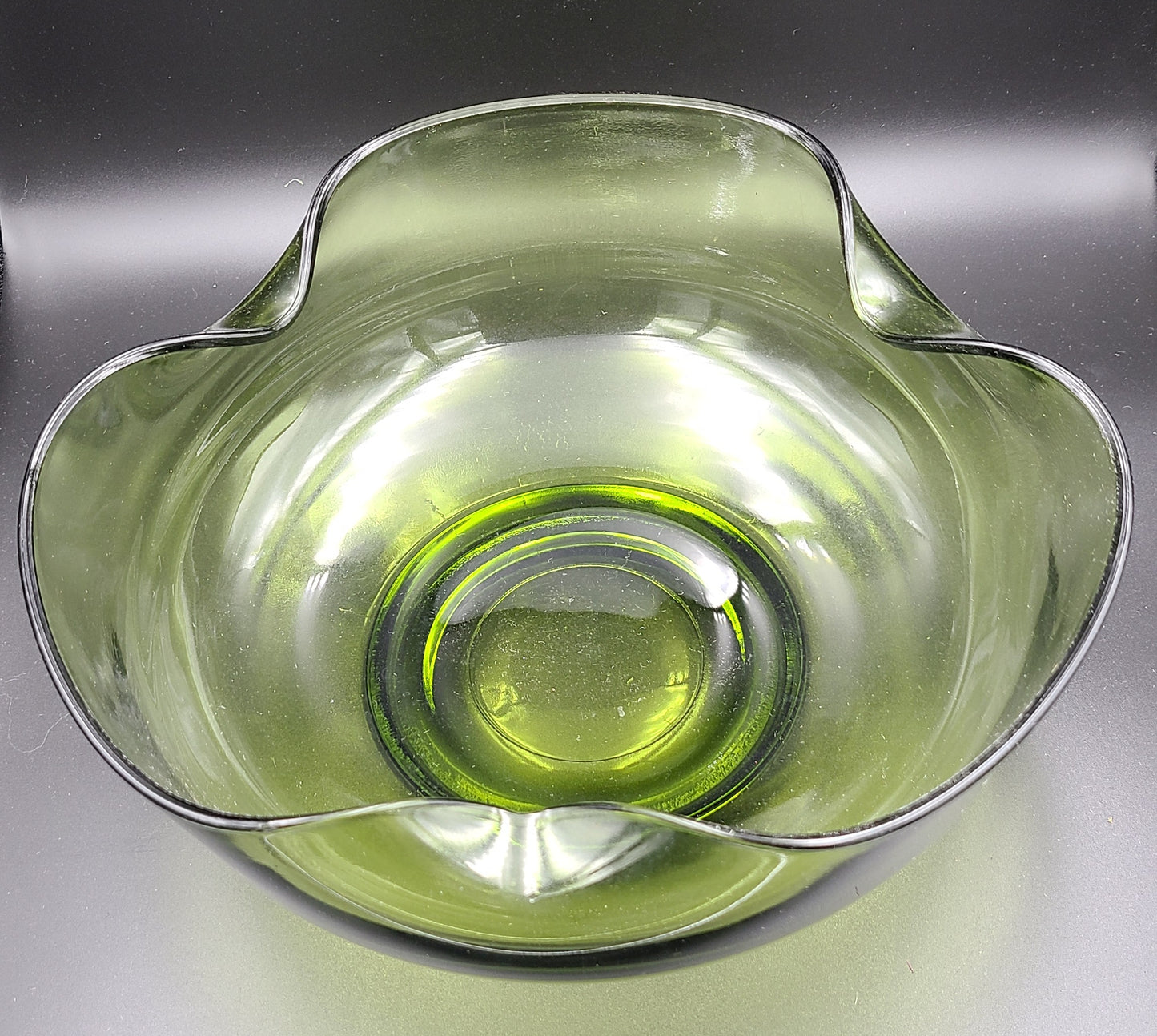 Anchor Hocking Avocado Serving Bowls