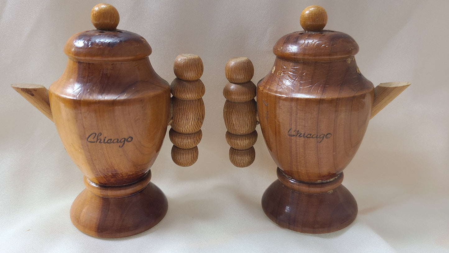 Vintage Wooden Chicago Teapot Salt and Pepper Shaker Set