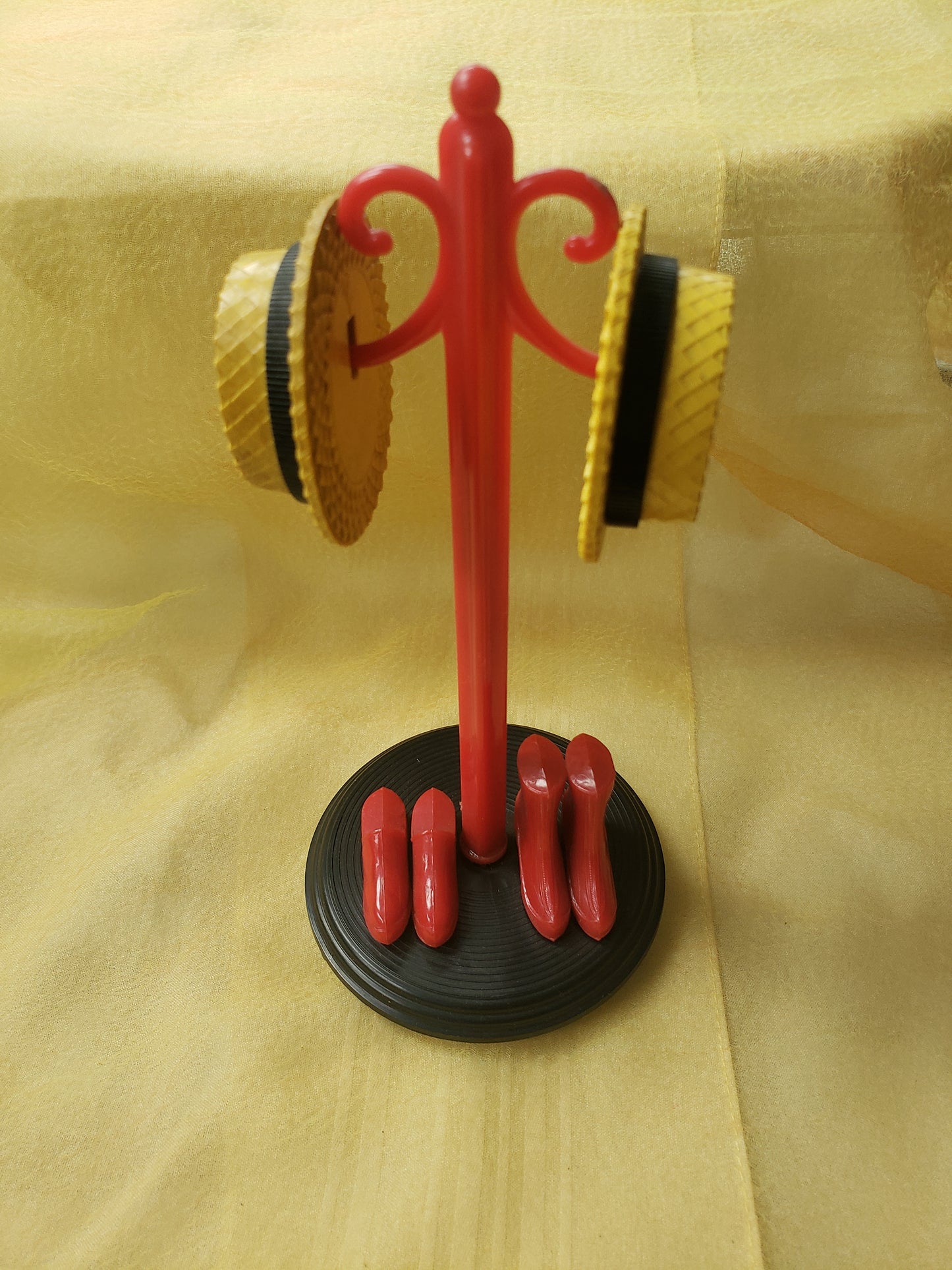 Hat Rack Shaker Set