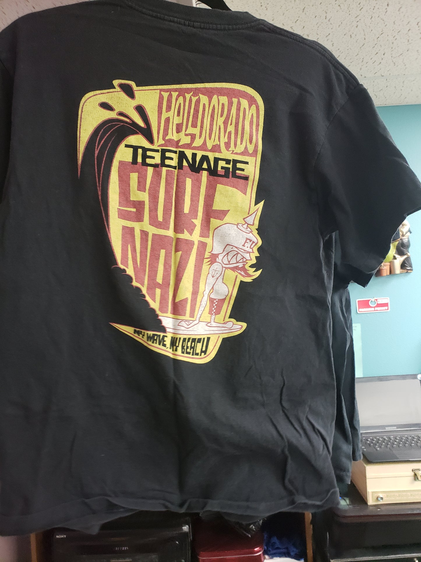 Helldorado Surf Nazi T-Shirt size m