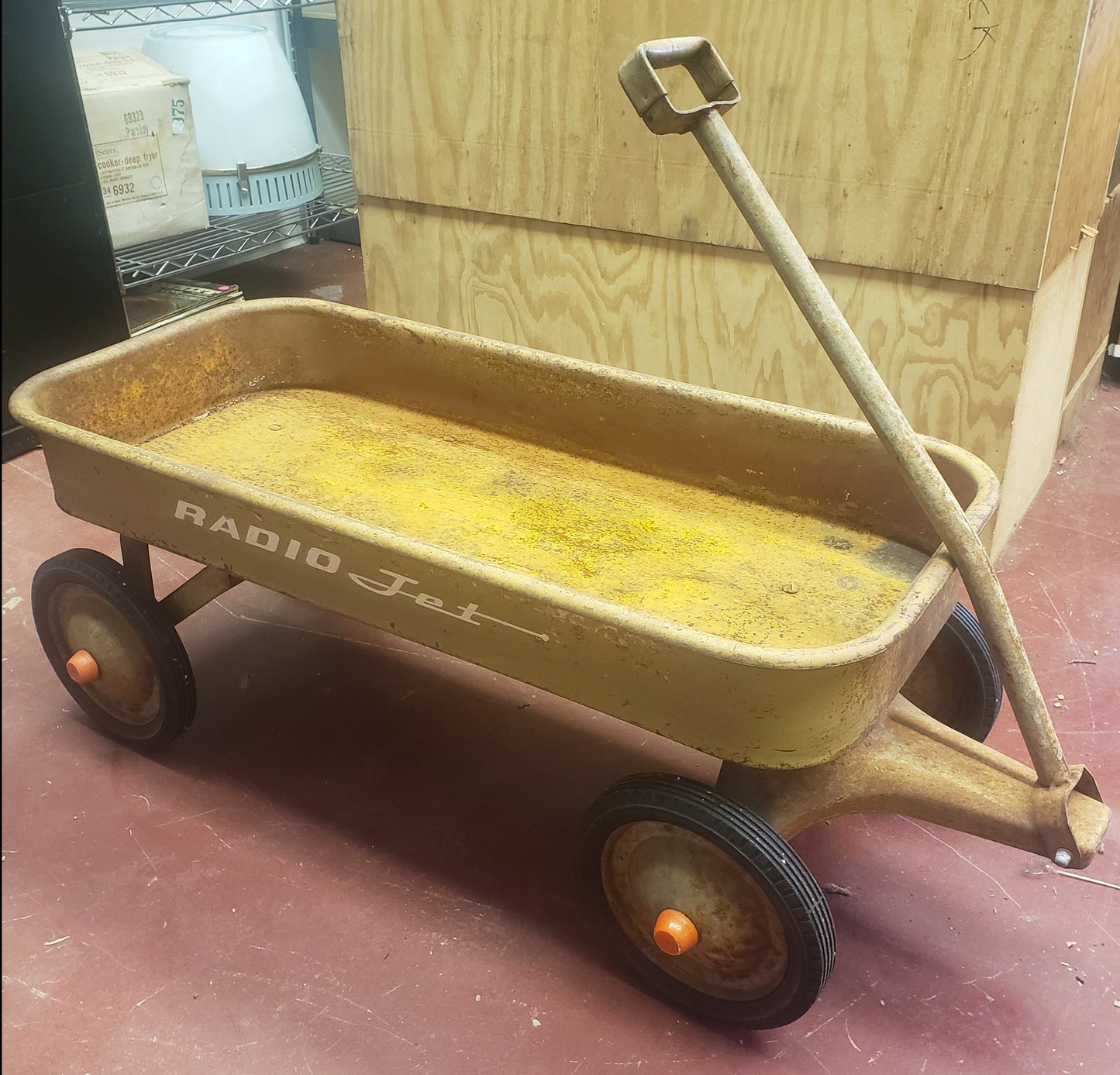 Radio Jet Coaster Wagon