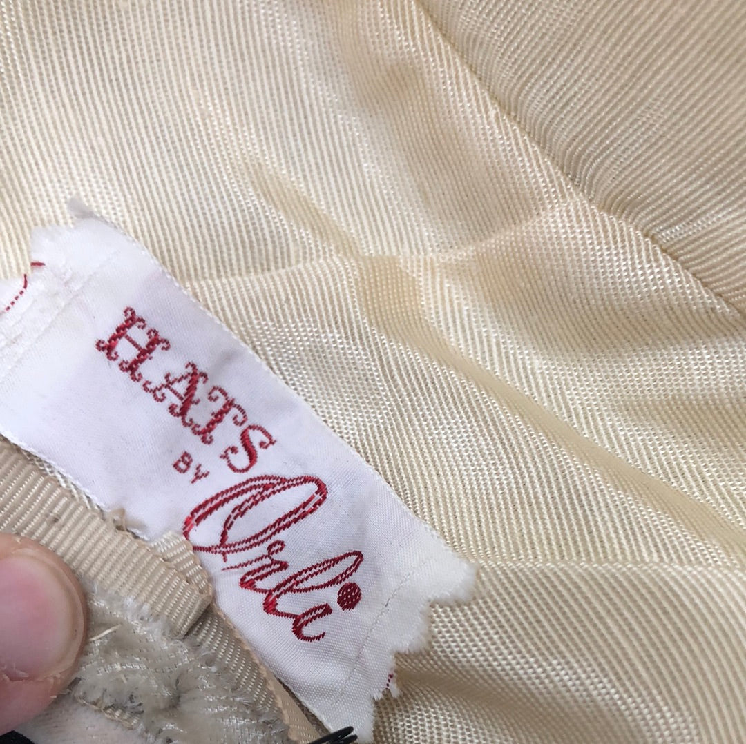 Taupe velvet hat with veil and gro grain ribbon bow on top