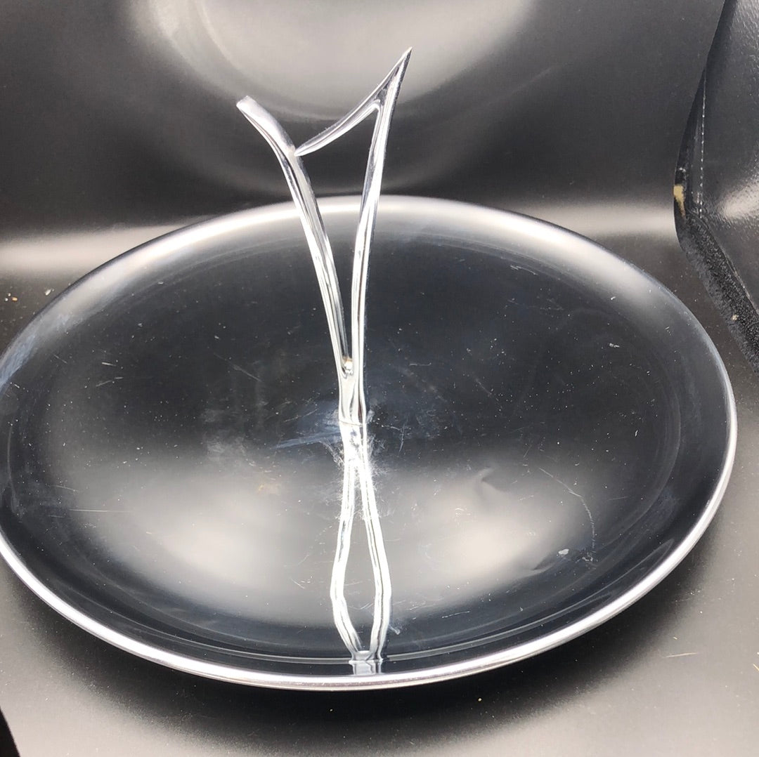 Round metal  serving tray